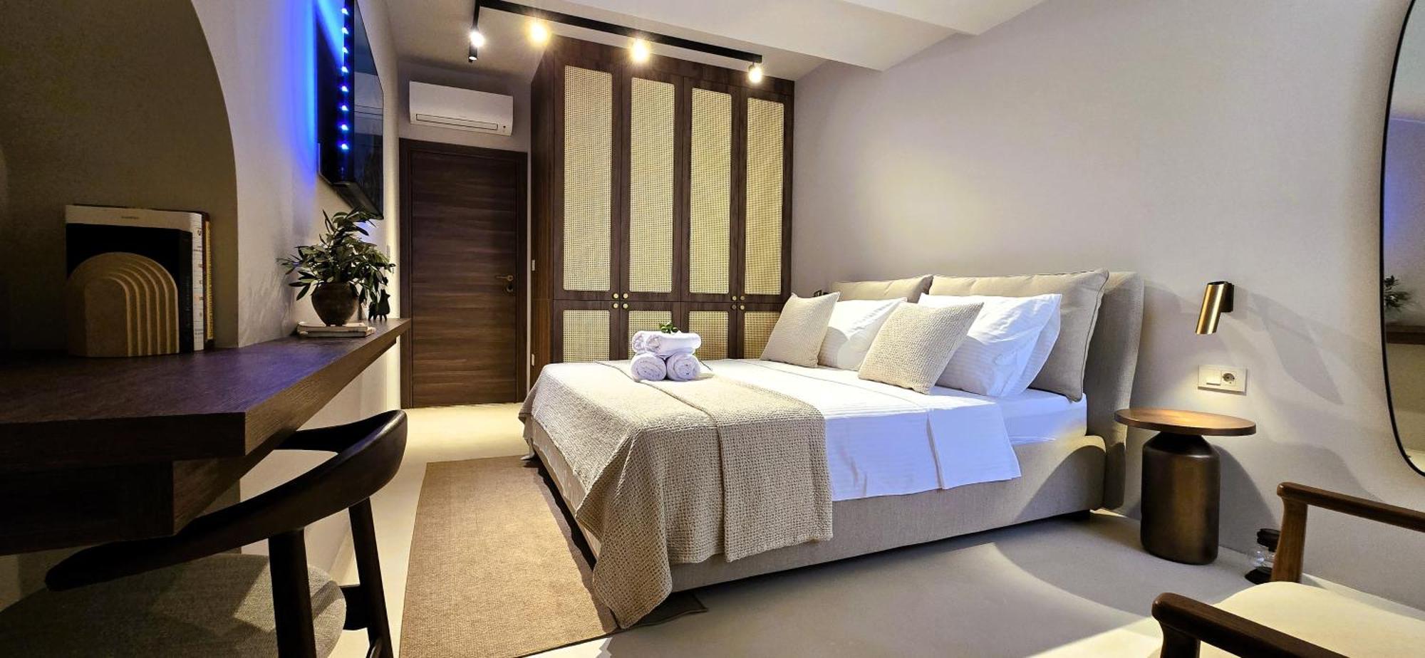 C A S A B E A S T Bed & Breakfast