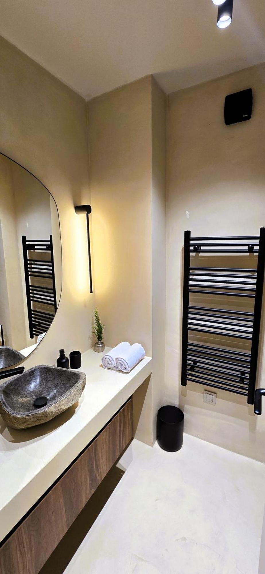 C A S A B E A S T Bed & Breakfast 4*